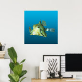 Boxfish Nahaufnahme! Farbverlauf blauer Hintergrun Poster (Heimbüro)