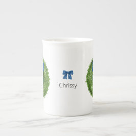 Boxwood Wreath mit Blue Bow-Keramik Porzellantasse