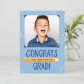 Boy-Abschluss der Grundschule Einladung (Stehend Vorderseite)