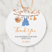 Boy Autumn Clothes Pumpkin Fall Baby Showdusche Geschenkanhänger (Rückseite)