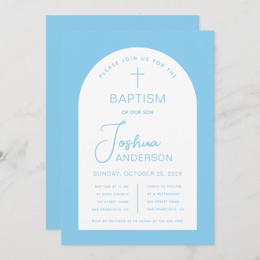 Boy Baptism Baby Blue White Arch Script religiös Einladung (Vorne/Hinten)