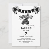 Boy Black Roller Skaten Birthday Party Einladung (Vorderseite)