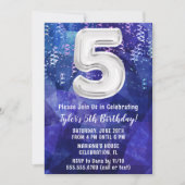 Boy Blue White 5. Geburtstag Einladung (Vorderseite)