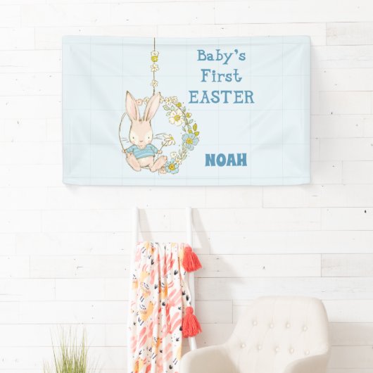 Boy First Oaster Bunny auf Blume Swing Banner (Insitu)