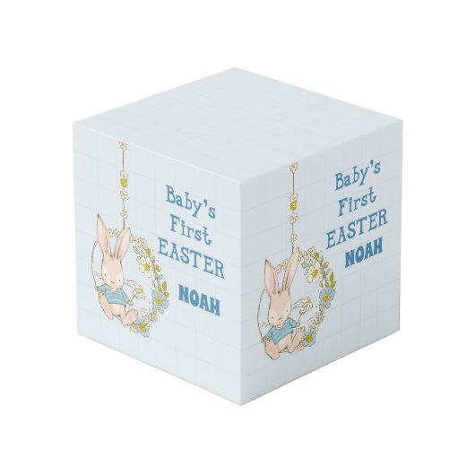Boy First Oaster Bunny auf Blume Swing Würfel (Rückseite Schrägansicht)