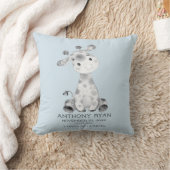 Boy Giraffe Baby Birth Stats Pillow Kissen (Decke)