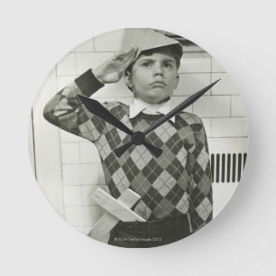 Boy Holding a Wooden Sword Runde Wanduhr