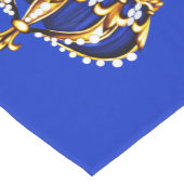 Boy Prince ist auf dem Weg zu Royal Blue Gold Crow Mittelgroßer Tischläufer (Ecke)