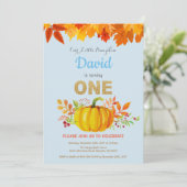 Boy Pumpkin Fall First Birthday Gold Glitzer Einladung (Stehend Vorderseite)