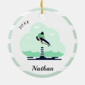 Boy Skateboarding Skater Name & Year Trendgrün  Keramik Ornament (Hinten)