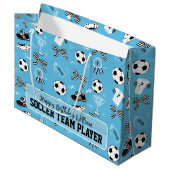 Boy Soccer Player Blue Gift Bag Große Geschenktüte (Vorderseite Schrägansicht)