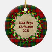 Boyd Clan Abzeichen & Tartan Personalisiert Xmas Keramik Ornament (Hinten)