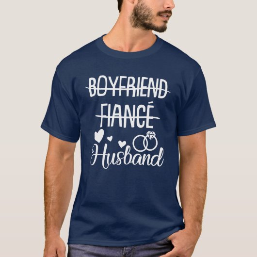 Boyfriend Fiancé Husband Verlobung passt einfach T-Shirt (Vorderseite)