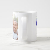 Boyfriend-Foto mit blauer Schrift Jumbo-Tasse (Rückseite)