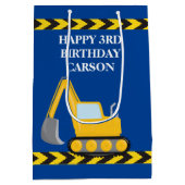 Boys Birthday Blue Construction Vehicle Custom Mittlere Geschenktüte (Rückseite)