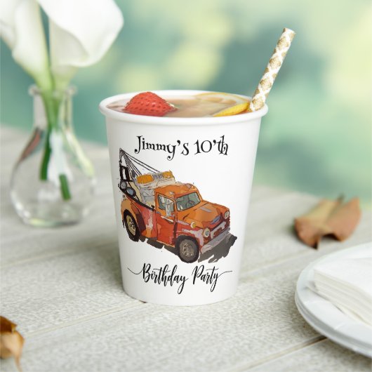 Boys birthday party with wrecker pappbecher (In Situ)