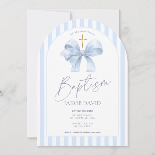 Boys Blue Bow und Stripe Arch Taufe Einladung (Vorderseite)