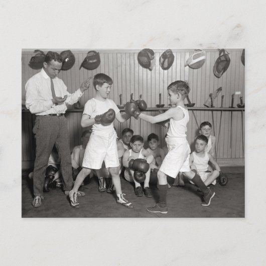 Boys' Boxing Club, 1925 Postkarte (Vorderseite)