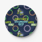 Boys Green Blue Neon Lights Roller Skaten Party Pappteller (Vorderseite)