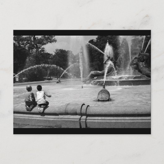 Boys im Logan Circle Postkarte (Vorderseite)