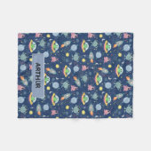 Boys Niedlich Space Alien Cartoon Muster & Name Ki Fleecedecke (Vorderseite (Horizontal))