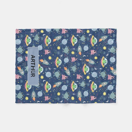 Boys Niedlich Space Alien Cartoon Muster & Name Ki Fleecedecke (Vorderseite (Horizontal))