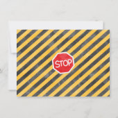 Boys Road Construction stoppen den Verkehr Geburts Einladung (Rückseite)