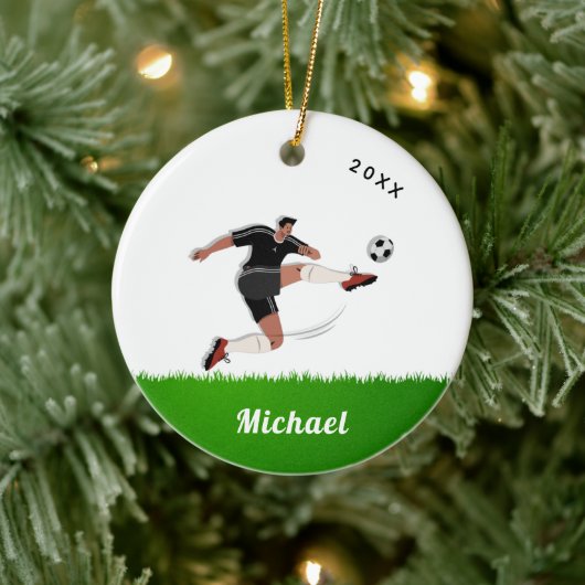 Boy's Soccer Player's Name & Year Athlete Sports Keramik Ornament (Baum)