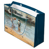 Boys Wading (1873) von Winslow Homer Große Geschenktüte (Rückseite Schrägansicht)