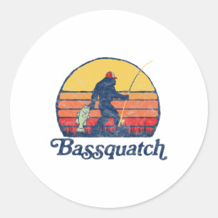 Bquatch! Lustiger Bigfoot Angelsport Outdoor Retro Runder Aufkleber