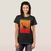 Brachiosaurus Shadow Silhouette bei Sunset T-Shirt (Vorne ganz)