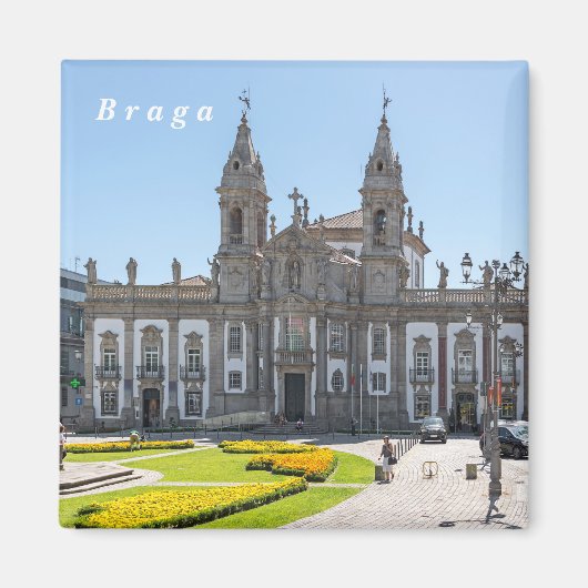 Braga. Sicht auf das Stadtzentrum. Magnet (Vorne)
