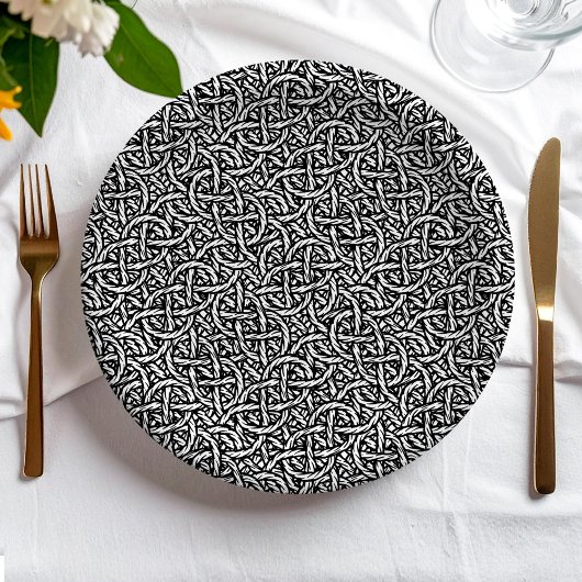 Braided black and white pattern pappteller