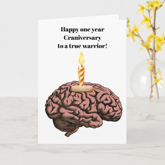 Brain with candle band aid craniversary karte (Gelbe Blume)