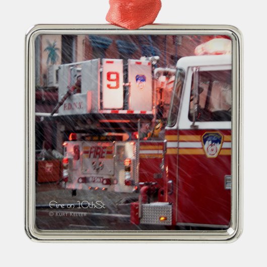 Brand am 10. ornament aus metall (Vorne)