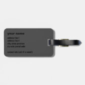 Brand auf dem Gepäckanhänger (Rückseite horizontal)