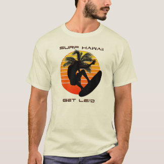 Brandung Hawaii erhalten Lei'd Shirts