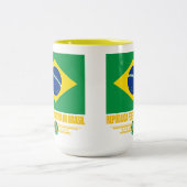 Brasilianischer Pride Zweifarbige Tasse (Mittel)