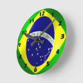 Brasilianisches Flaggendesign Runde Wanduhr (Winkel)