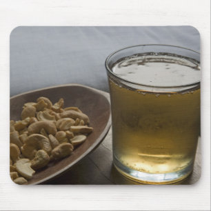 Brasilien. Ein Glas erfrischende Guarana-Energie Mousepad