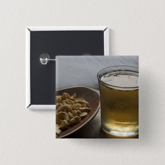 Brasilien. Ein Glas erfrischender Guarana-Energie Button (Vorne & Hinten)