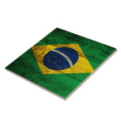 Brasilien-Flagge auf altem hölzernem Korn Fliese (Seite)