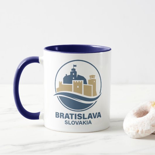 Bratislave Slovakia Europe Tasse (Mit Donut)