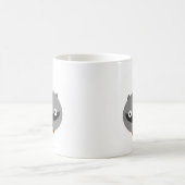 Brauche mehr Kaffee Kaffeetasse (Mittel)