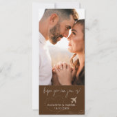 Braun Boarding Pass Zielort Foto Hochzeit Einladung (Rückseite)