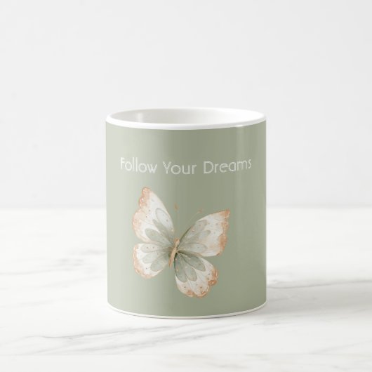 Braun Creme Grüner Schmetterling Träume Kaffeetasse (Mittel)