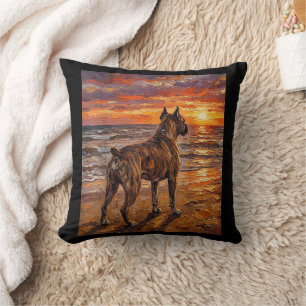 Braun-gefleckter Boxer am Sunset Beach Boxer-Hunde Kissen