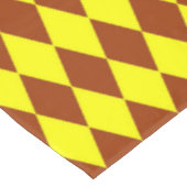 Braun Gelbe Harlekin Karo-Design Tischdecke (Schrägansicht)