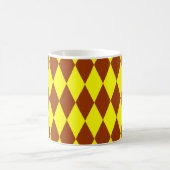 Braun-gelbes Harlekin-Karomuster-Design Kaffeetasse (Mittel)