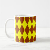 Braun-gelbes Harlekin-Karomuster-Design Kaffeetasse (Links)